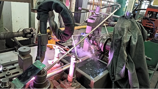 不銹鋼管酸洗鈍化，究竟有何奧秘？