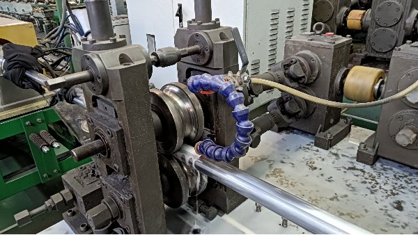 5 大優(yōu)勢！不銹鋼拉絲還是鏡面？